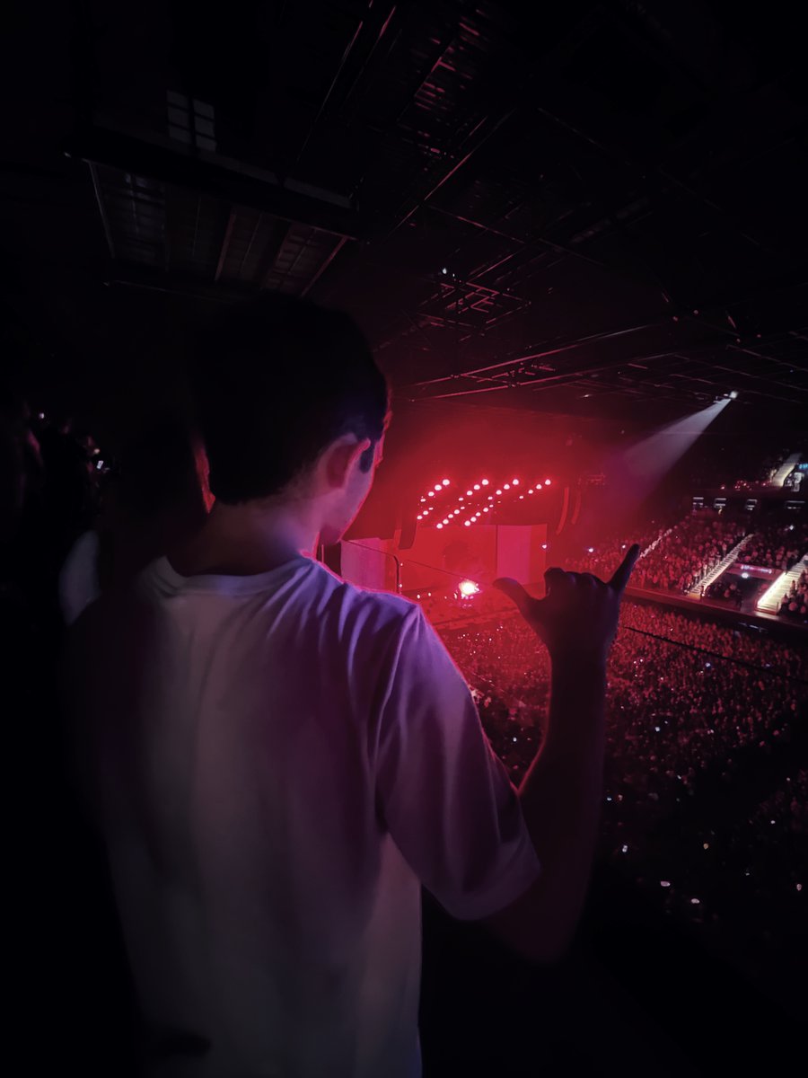 ValentinDemasi's tweet photo. 👑 @davidguetta 👑
🇫🇷MI ídolo, el mejor de la historia. https://t.co/Gqhptwc47O
