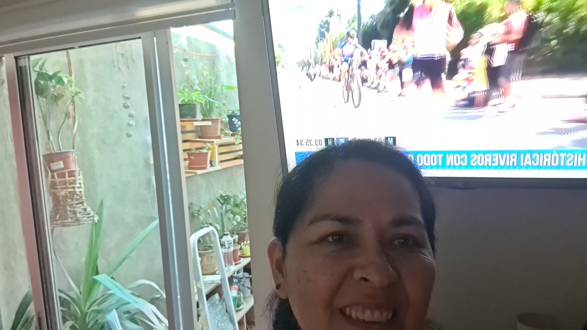 VERO_2010_'s tweet photo. Aca desde La Serena viendo #LaCarreraMasLindaEnTVN saludos a la maa Grande @bcriveros https://t.co/sZXe11bfIe