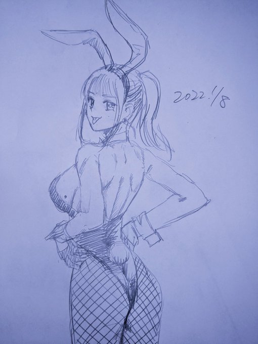 寝る前にバニー。じつは背中を鍛えてたりするとエロい。 