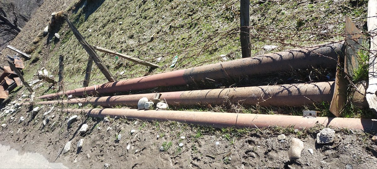 uttam24041986's tweet photo. These speechless items eager to help the helpless are lying in an area where electricity is yet to see the light of the day perhaps for another 75 years or so. It must be ascertained as to who &amp; why such huge amount has been wasted. Why this callous attitude of the department? https://t.co/Jkly3OKaQz