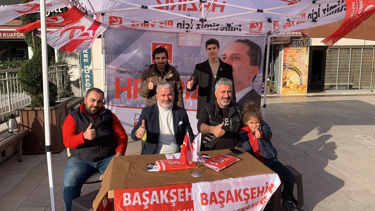 #YenidenRefahPartisi #Başakşehir İlçe Teşkilatı olarak #Başakpazar da stand çalışması gerçekleştirdik. Tüm sorunların çözümlerini biliyoruz. Çare #Erbakan, Çare #YenidenRefah Partisi. #Geliyoruz 

#RefahBaşakşehir
#BizVarız
