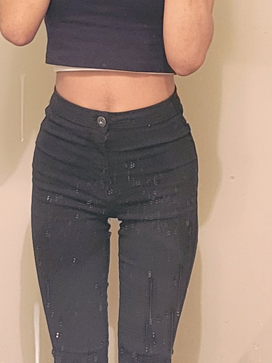 baqxsu's tweet photo. Rand morning body check since I ate so much last night https://t.co/csGTc6LzVG