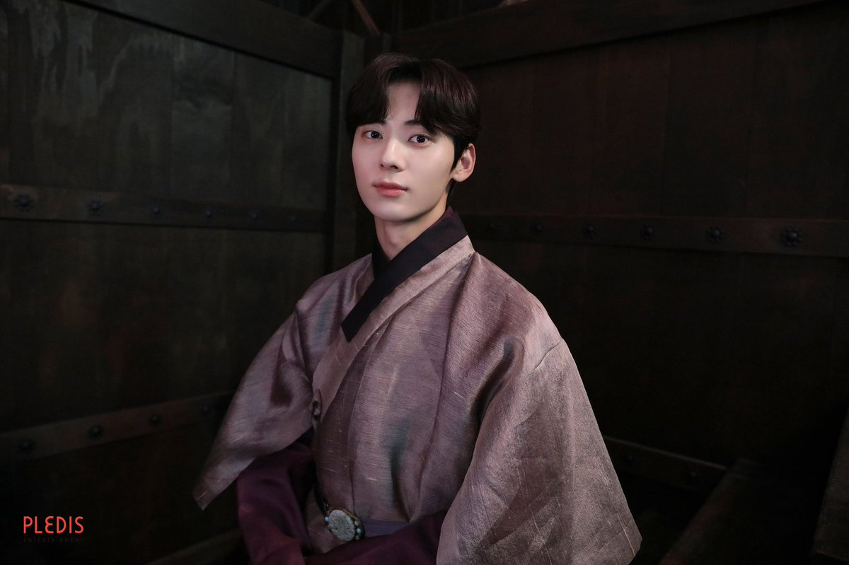 황민현(HWANG MIN HYUN) tweet media