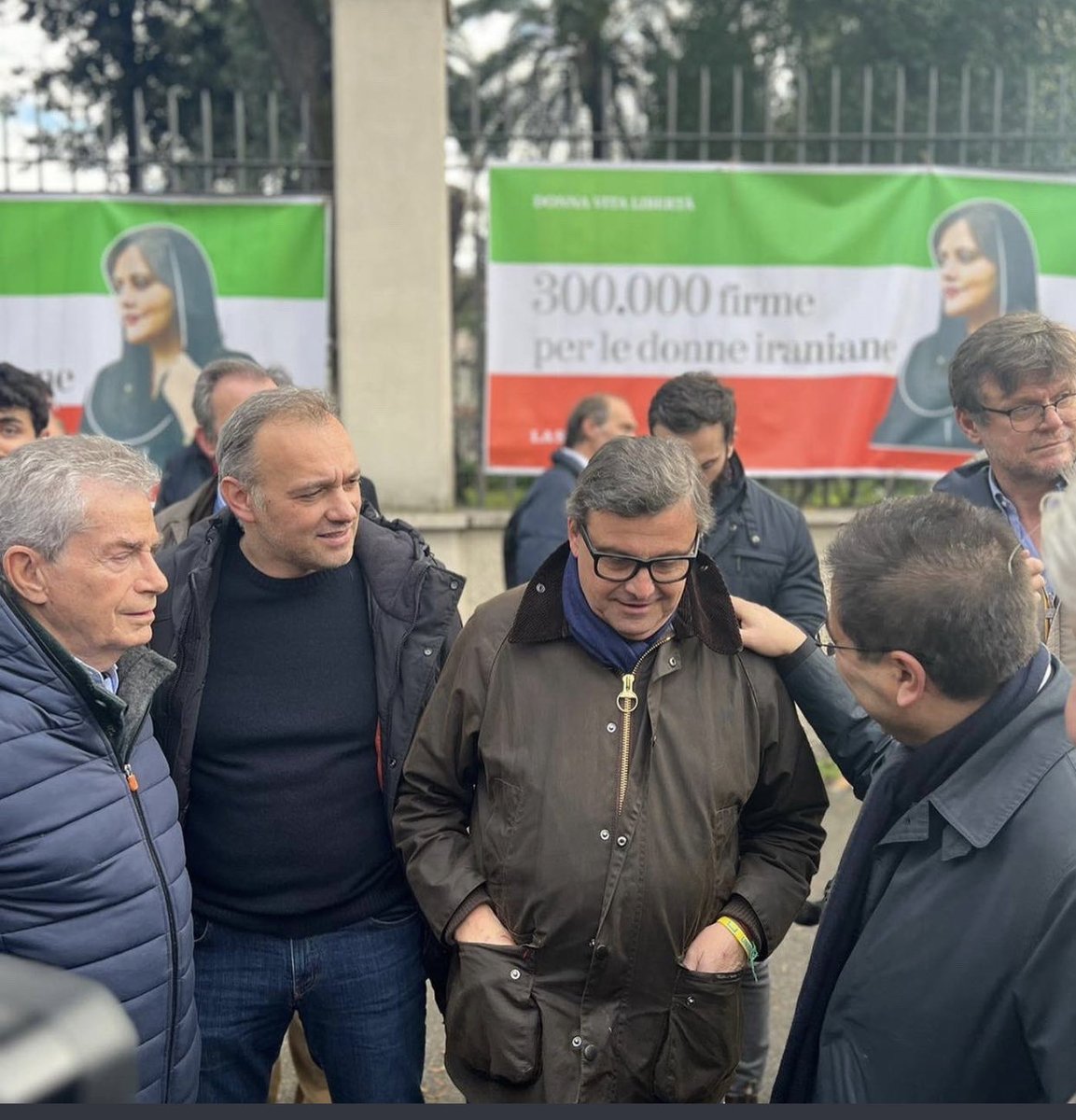 A sostegno delle donne e dei giovani dell’Iran, così come dell’Ucraina.
Libertà e diritti per i popoli, sempre.