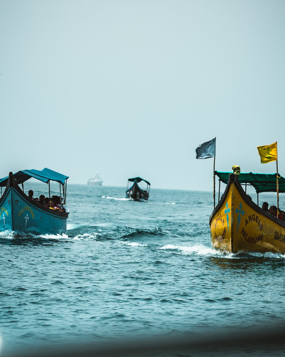 Boats of Goa.

Apart from the huge yachts and cruise ships, the local boats are also a popular tourist attraction in Goa

Shot on Canon 5d M3

#Goa #cruise #photooftheday