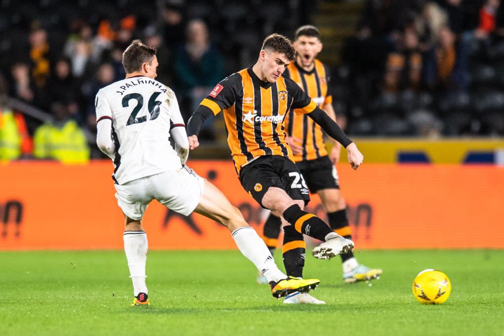 callum7jones7's tweet photo. Amazing feeling to be back out there about so long without a competitive game⚫️🟠 @HullCity https://t.co/qNcIja4xm2