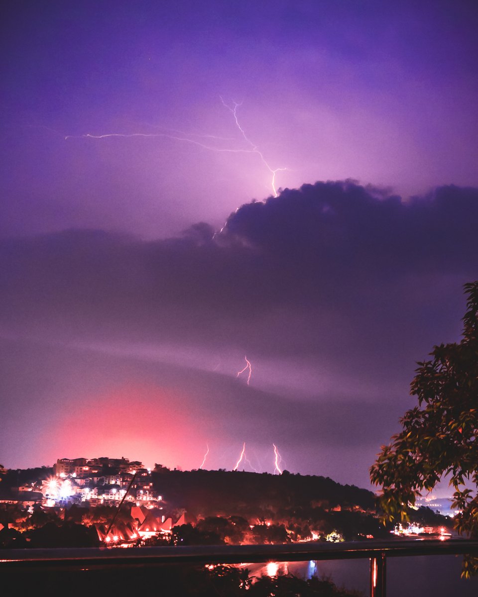 Thor sends his regards!

An incredible light show that I got witness on a stormy night in Goa

Shot on <a href="/SonyAlpha/">Sony | Alpha</a> A6300

#SonyAlpha #Lightningstrikes #photography