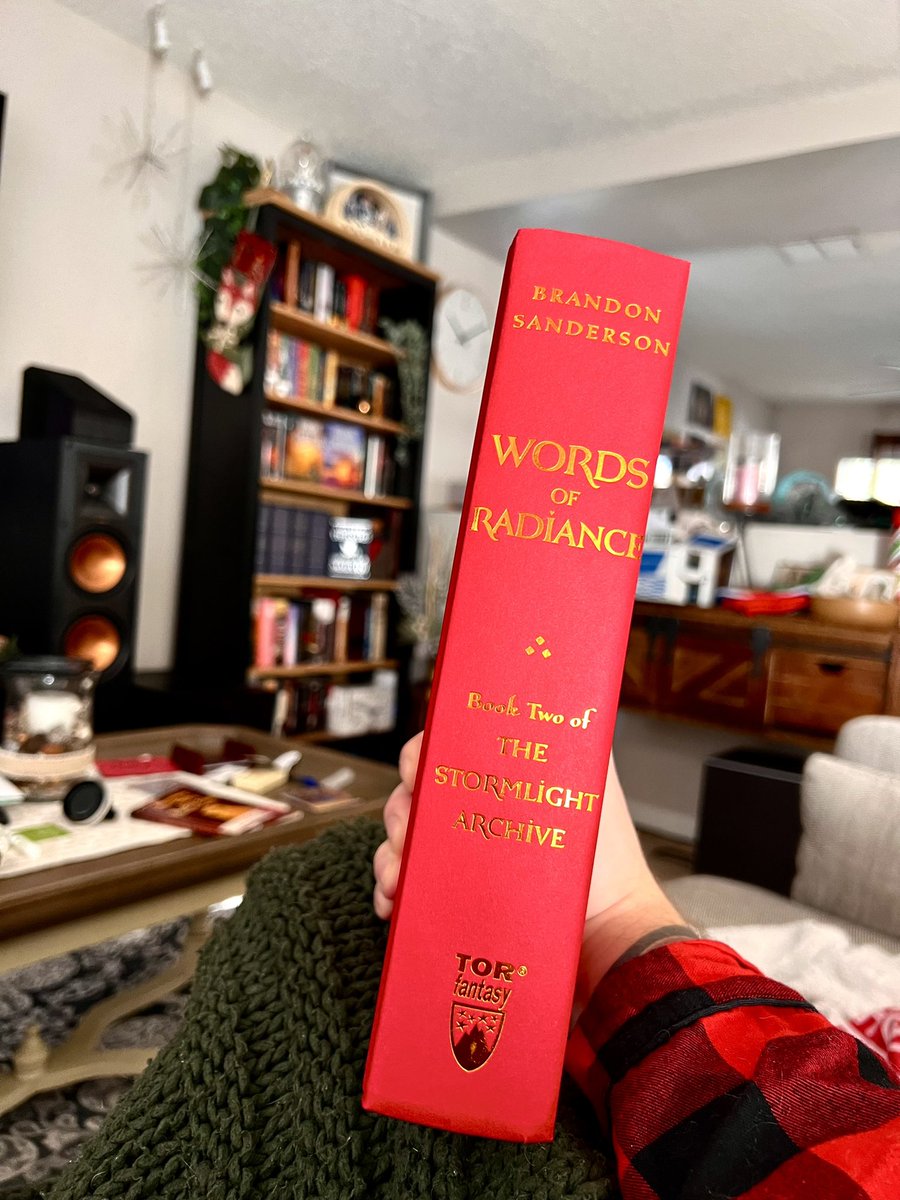 JordanGurch's tweet photo. Book two out of the planned 50 I want to read this year. #theyearofsanderson https://t.co/klPxSQAGOa