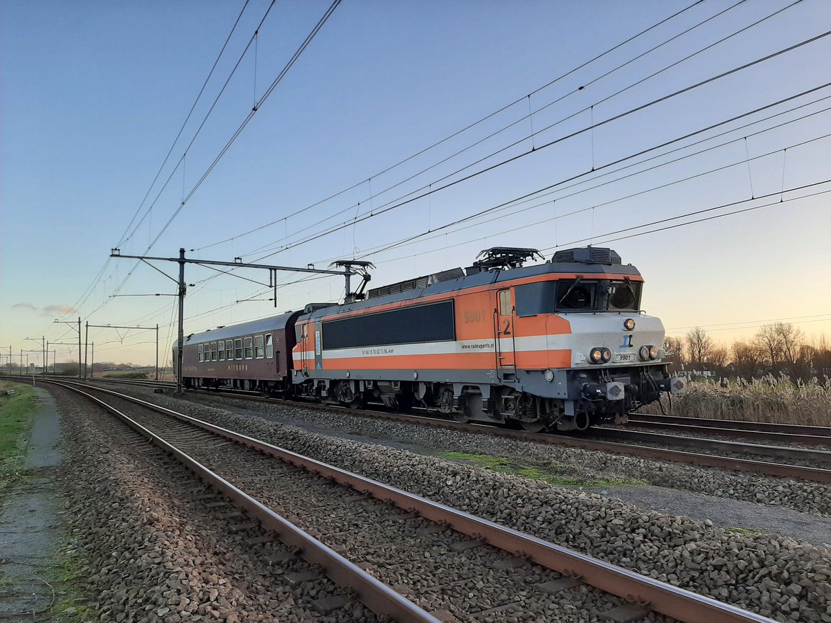 RXP 9901 + Mitropa to Rotterdam SSN