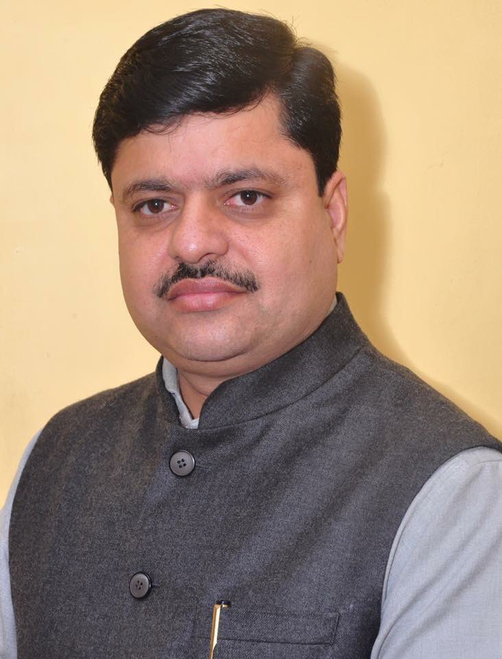 ShaktiManch's tweet photo. ASM भाई @ShriAjayVeer के निरंतर सार्थक प्रयासों की सराहना करता हे।अभी एयरपोर्ट ड्यूटी हटवाना,अब रेमिडियल क्लास बंद कराना @GSTADelhi ट्वीटर हैंडल व GSTA की ताक़त को सिद्ध करता हे।आप सब भी ट्वीटर हैंडल को Follow कर ओर strong करे।

डॉ ललिता (East) https://t.co/XX5cdCNit0