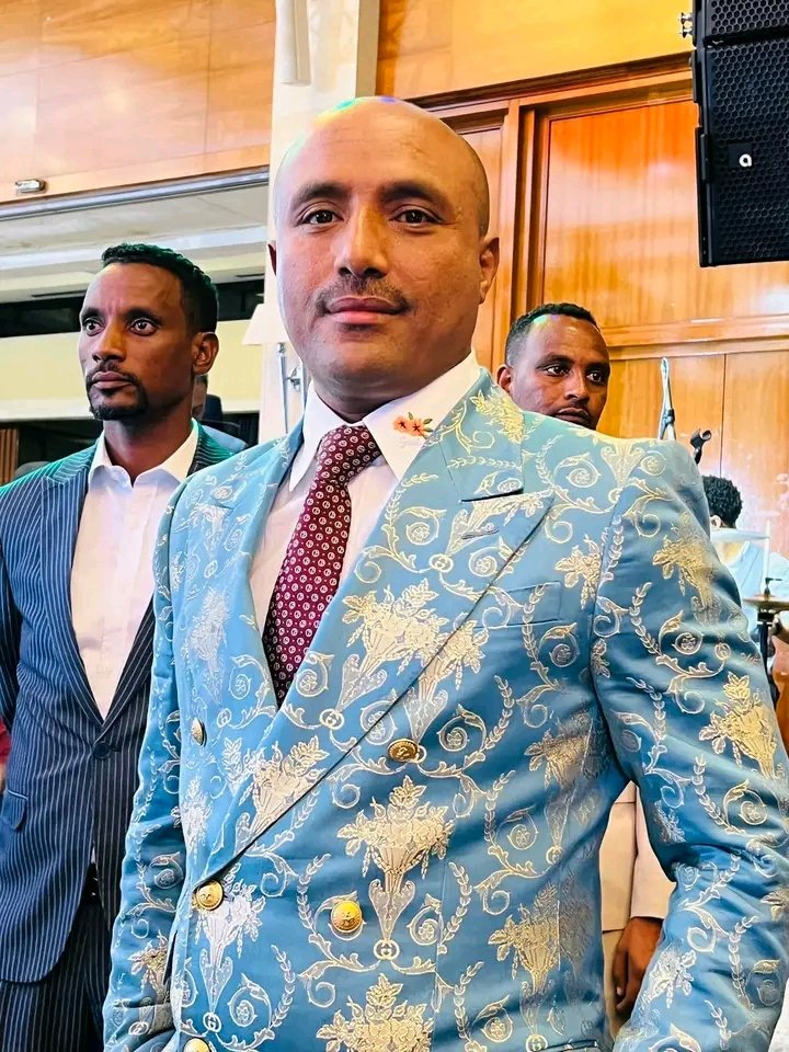 amanueladu's tweet photo. ጀለስ ደግሞ አንሶላ መስሏል 😂 https://t.co/ZBRnmeMz4r