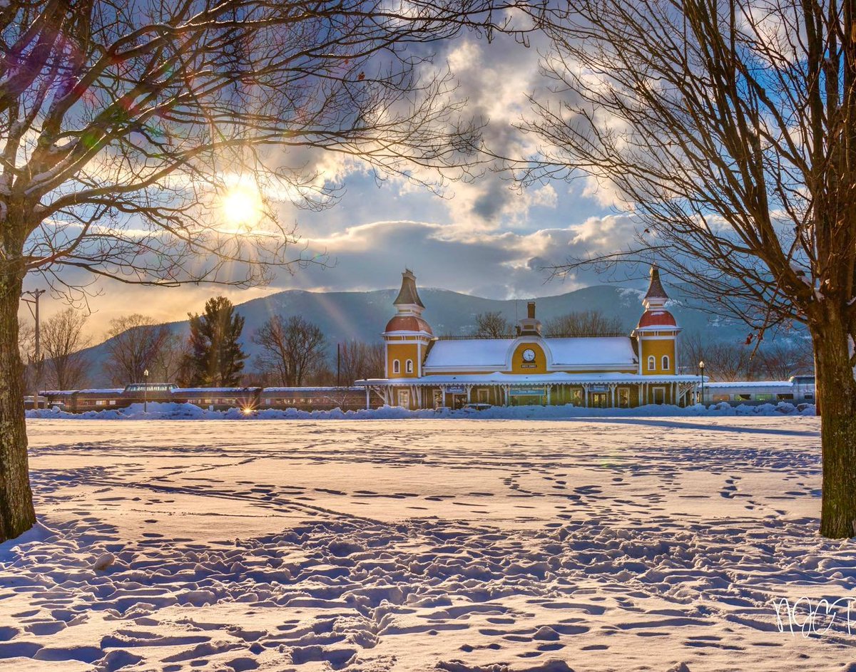 White Mountains New Hampshire tweet media