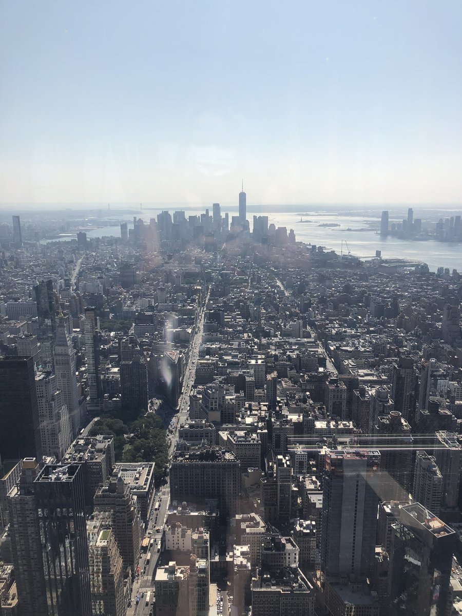 SandraNavidi's tweet photo. Crises can be transformational: Recalibrate ur mindset, open urself up to new experiences. During #Covid when #NYC was a ghost town I embarked on exploring my city. Unique: Having the entire #102Floor @EmpireStateBldg #EmpireStateBuilding all to myself.
https://t.co/lARXNUaCFC https://t.co/BAaIRMfMpH