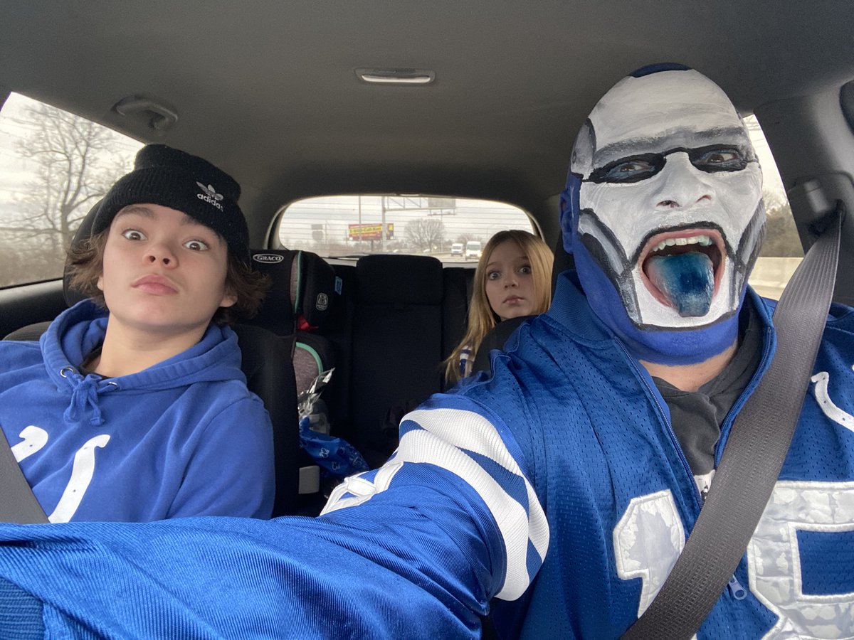 @ClonyDungyXL1 @Colts @JimIrsay @RickStevens63 @cliffWISH8 @ColtsBluezone @ByHeatherLloyd @StampedeBlue @coltsmilitia_ @ColtsEvents WE’RE ON ON OUR WAY!!!