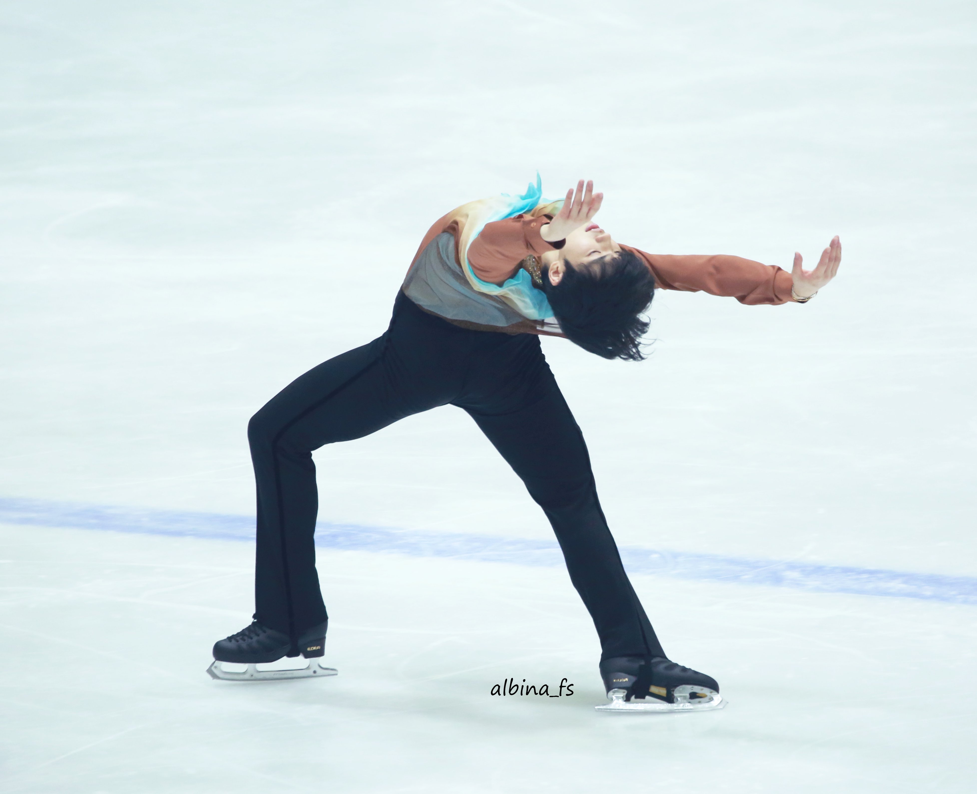 Fl9cFldagAA03ay?format=jpg&name=orig