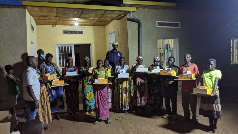 kolmenaltd's tweet photo. Last week 367 Households in #bugeseradistrict were connected to the electricity using stand alone solar home systems. Can't wait  to be in @NgororeroDistr this week  .#BRDbank #reg_rwanda https://t.co/gmbkrwlLJ6
