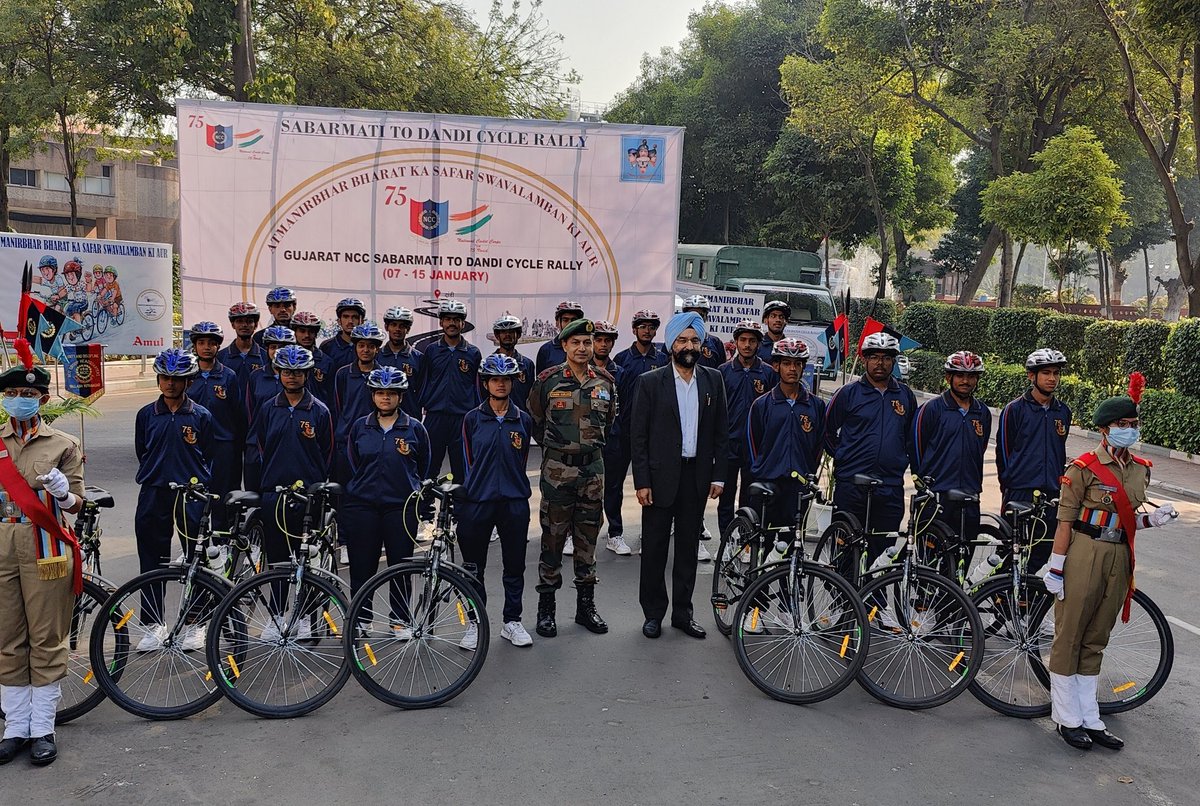 JahulGohil's tweet photo. At Amul Anand
#Sabarmaticyclerally 
@ArvindKapoorTYG 
@HQ_DG_NCC 
@NCC_Dte_Gujarat https://t.co/bv2eVJSzzU