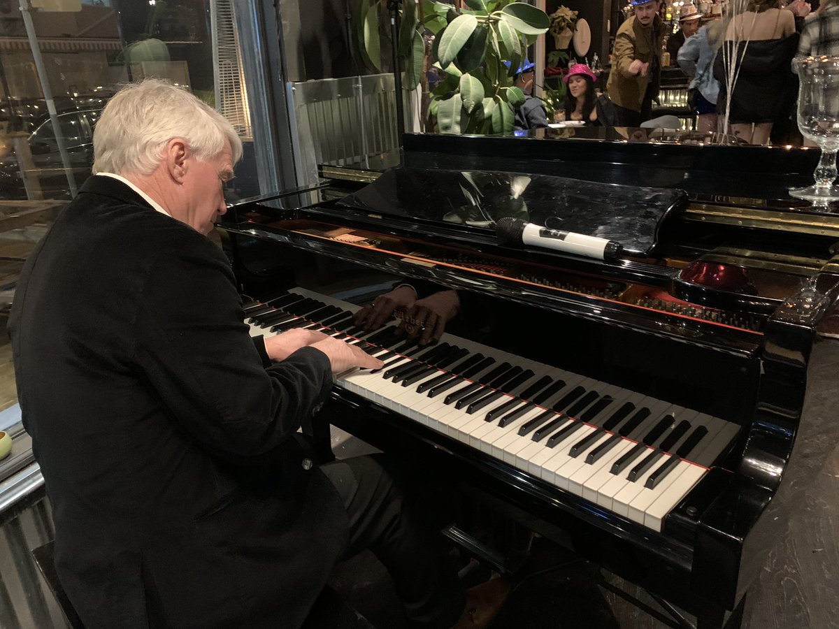 SoundofAlexis's tweet photo. A brand New year renaissance live music venues Toronto. This baby grand key players: Ian , Alexis, Dave ; a  musically charming time to wine and dine at Wedlocks 1961 Queen St., East. https://t.co/Fm2kHrmV9o