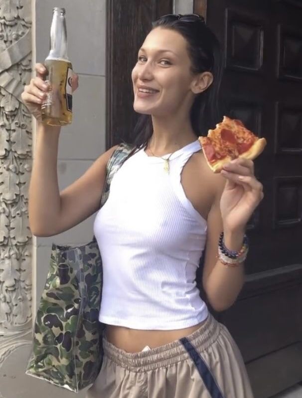 brooklyncals's tweet image. thread of bell4 h4did triggering tiktoks
🫶