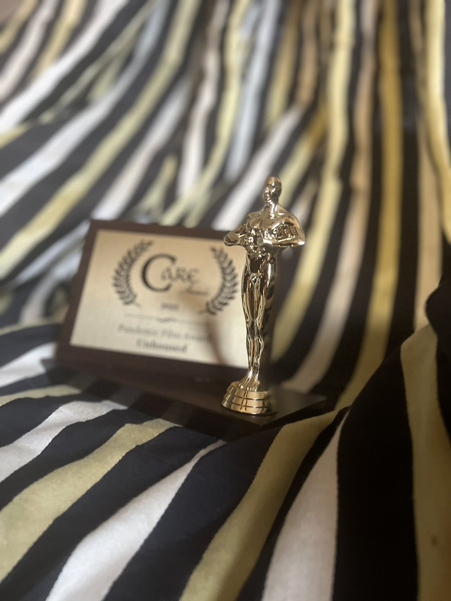 dellimeat's tweet image. 1 award down and a million more to go!! #2023NewYear #sameperson #Motivation just a little #wiser #filmmaker #femalefilmmaker