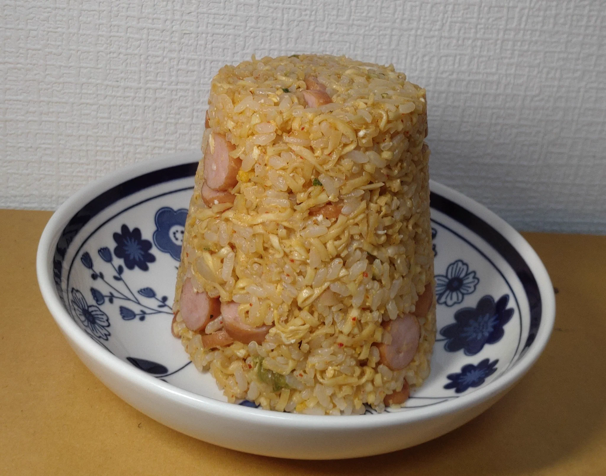できたぁぁぁぁぁ!!!!!!!
美味しかったぁぁぁぁぁ!!!!!!!
作りすぎたというかご飯が多すぎた  