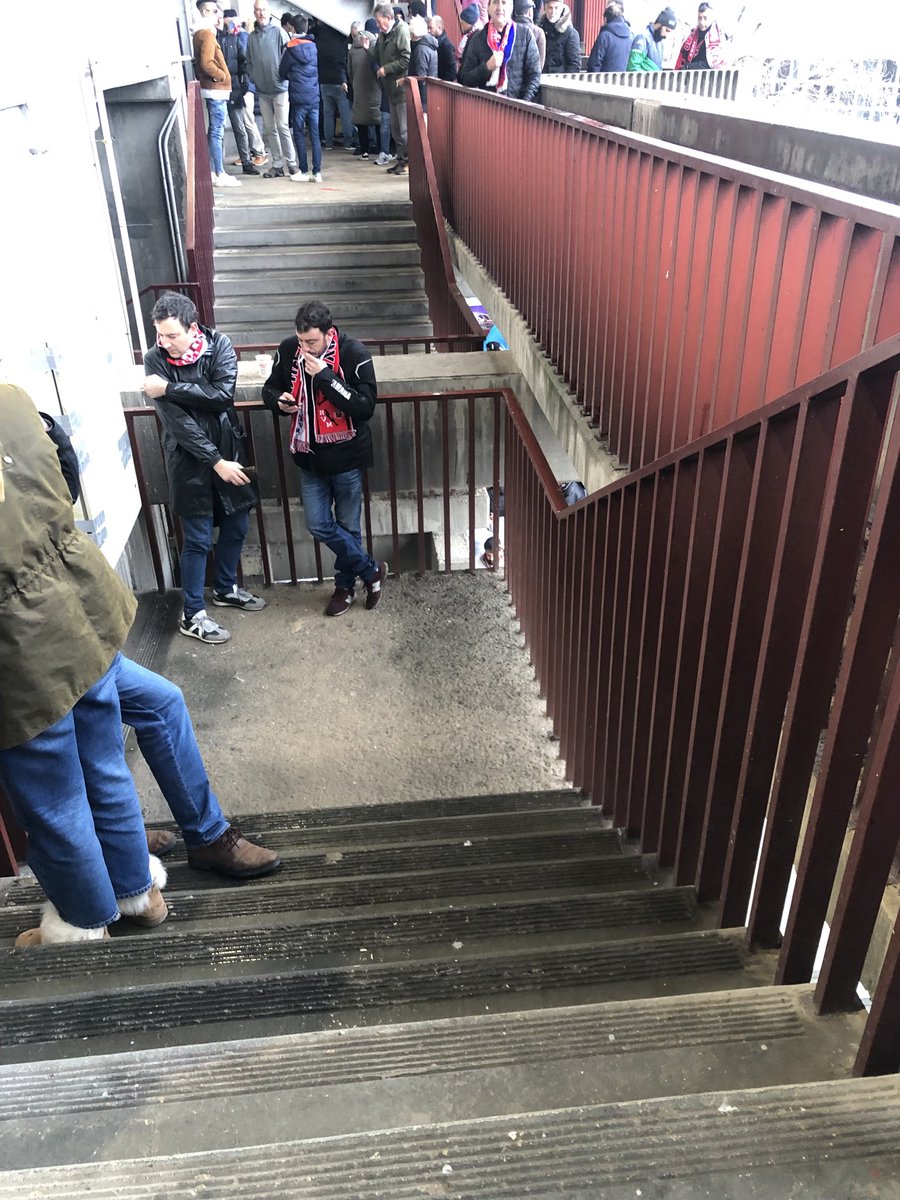 sidlowe's tweet photo. Big fan of this stairway at Rayo which literally doesn’t go to anywhere. https://t.co/F6ydT38evE