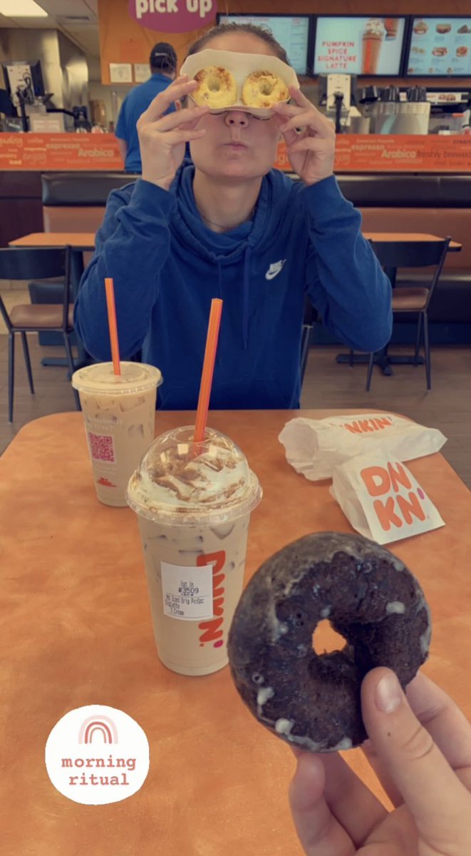 AshlanBussman's tweet photo. One year ago today I found out my ex girlfriend cheated on me. It sucked, but if it wasn’t for her I wouldn’t be with this beautiful girl. I am so happy, so thanks Aubrey 🥳👍 https://t.co/2qE4aJGWtk