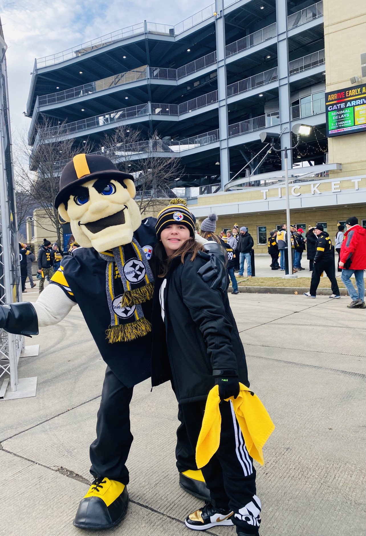 Colin Dunlap on Twitter "my daughter Darran and Bill Cowher. great