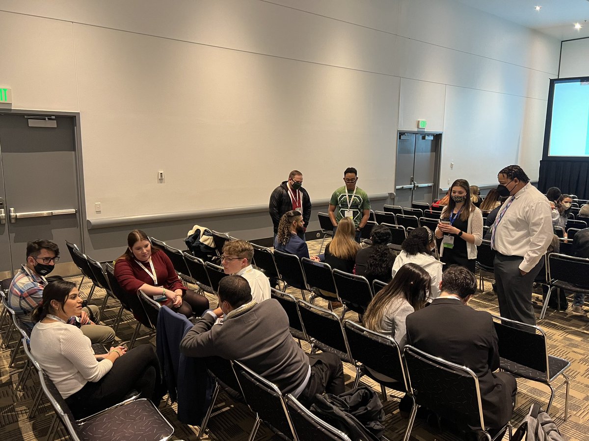 BurkeyBill's tweet photo. @AMSEarlyCareer Early Career Conference kicking off with a session on Learning your Leadership Style! #AMS2023 #becp2023 https://t.co/uoCjCxwMVA