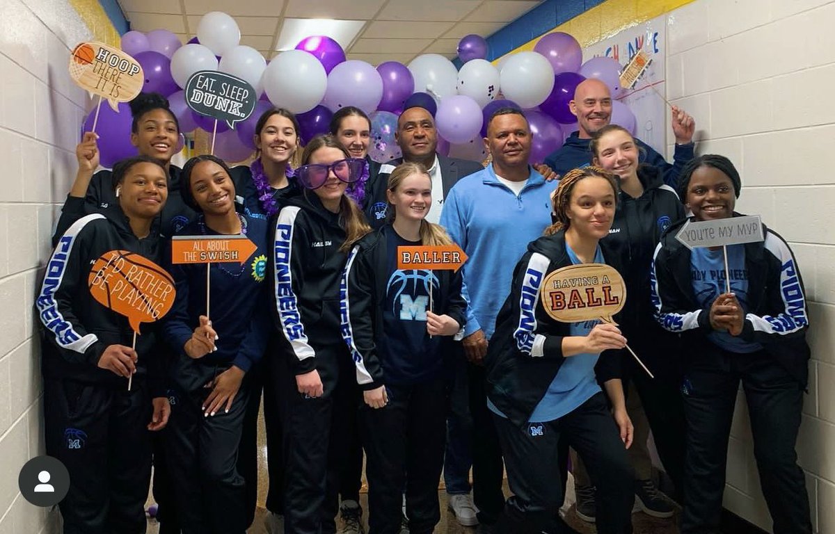michaelaowenss1's tweet photo. Had a great time at the #PlayforPreemies Showcase yesterday! Thank you @wahsgirlsbball for hosting! Proud of my team for getting a win for a great cause! https://t.co/i3ljaDvurX