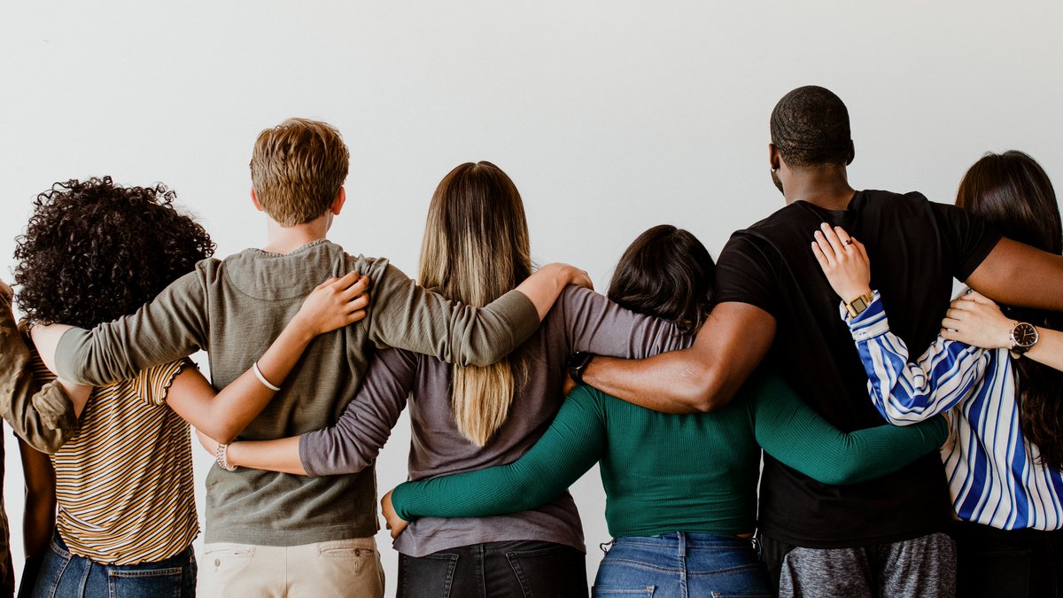 ¿Eres trabajador sanitario? ¿Tienes 5⃣ minutos? ¿Me quieres ayudar? Preparando una sesión formativa para la <a href="/EASPsalud/">Escuela Andaluza SP</a> para hablar de trabajo en equipo. He preparado una encuesta con algunas preguntas. Te las dejo en este enlace. ¡Gracias por tu tiempo!
forms.gle/QoYJ6rdS5A6ry3…