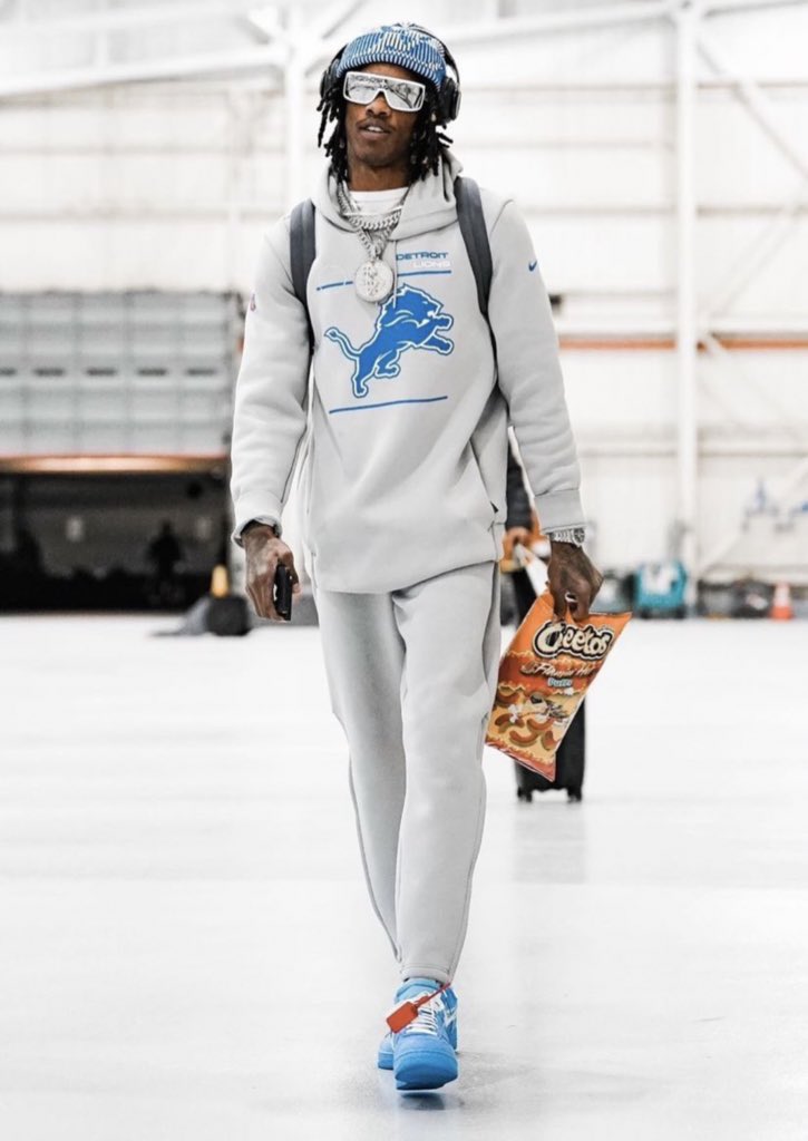 If Jameson Williams scores the first TD of the #Lions vs Packers game we will give someone $100 who likes or retweets this post and is following us