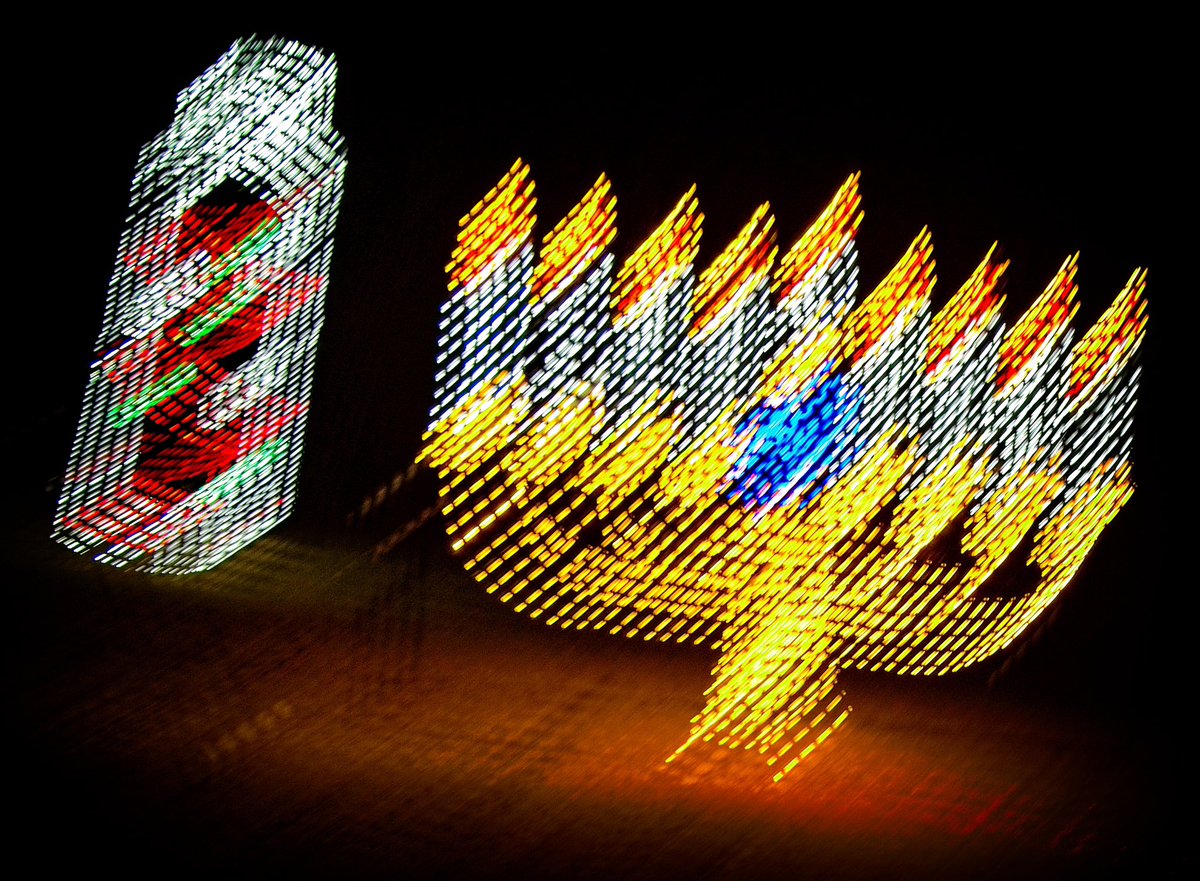 Those London Camera Club members are talented 👏

Well done Brian Cripps, Marion Buccella, Eric Duggan and all the others!

#ldnont #519london #519ldn #magicoflights #lightdisplay