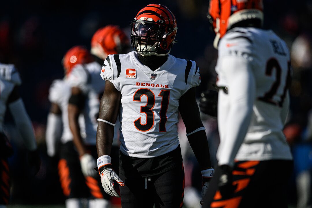 Michael31Thomas's tweet photo. #GameDay Thank you Lord for another opportunity 🙏🏿 #WhoDey @Bengals #Year11 #NoExcuses https://t.co/Sb1uFvpmG0
