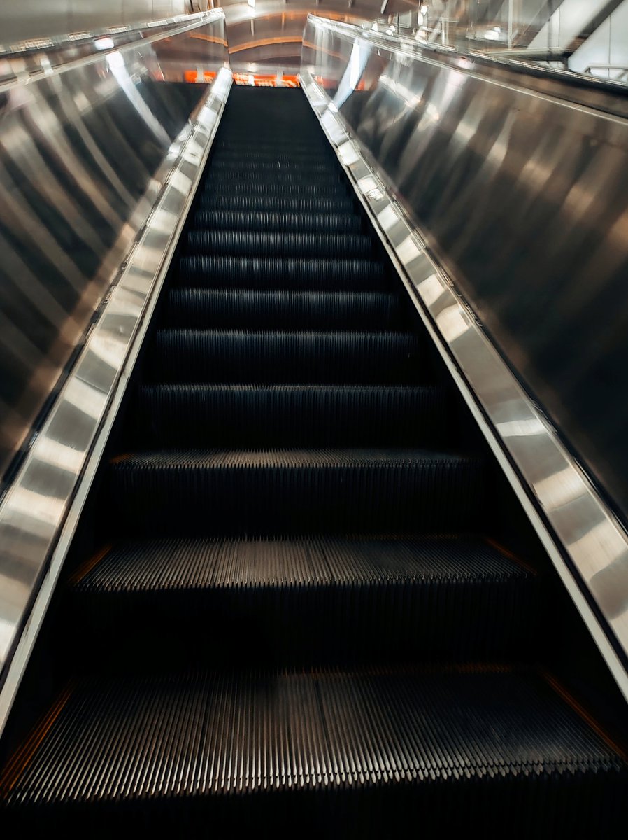 Stargazer2015's tweet photo. Stairs not but straight to heaven

#photography #photooftheday #love #instagood #instagram #photo #nature #picoftheday #like #photographer #beautiful #follow #art #fashion #travel #bhfyp #photoshoot #likeforlikes #instadaily #naturephotography #model #me #smile #style #instalike https://t.co/50rElMTyKk