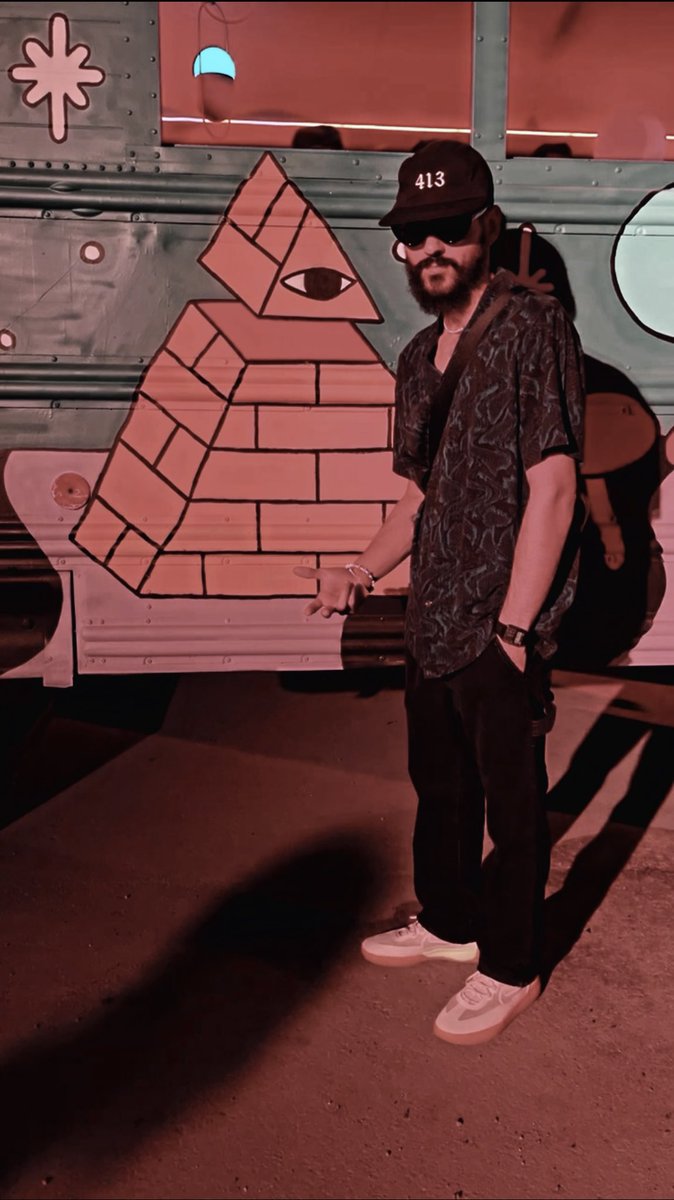 Aroodz_'s tweet photo. Happy birthday to me, ya son #25 agradecido con la vida aún me queda mucho por hacer. 🎶🤖🦾🫧🖤
#RODZ https://t.co/uSaMdMo3TJ