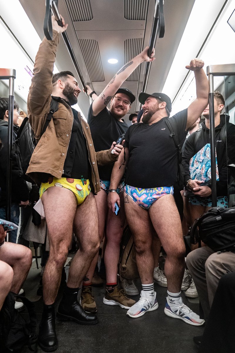 aaronchown's tweet photo. People riding the tube as they take part in the 12th annual No Trousers Tube Ride in London. https://t.co/qsVFrANt48