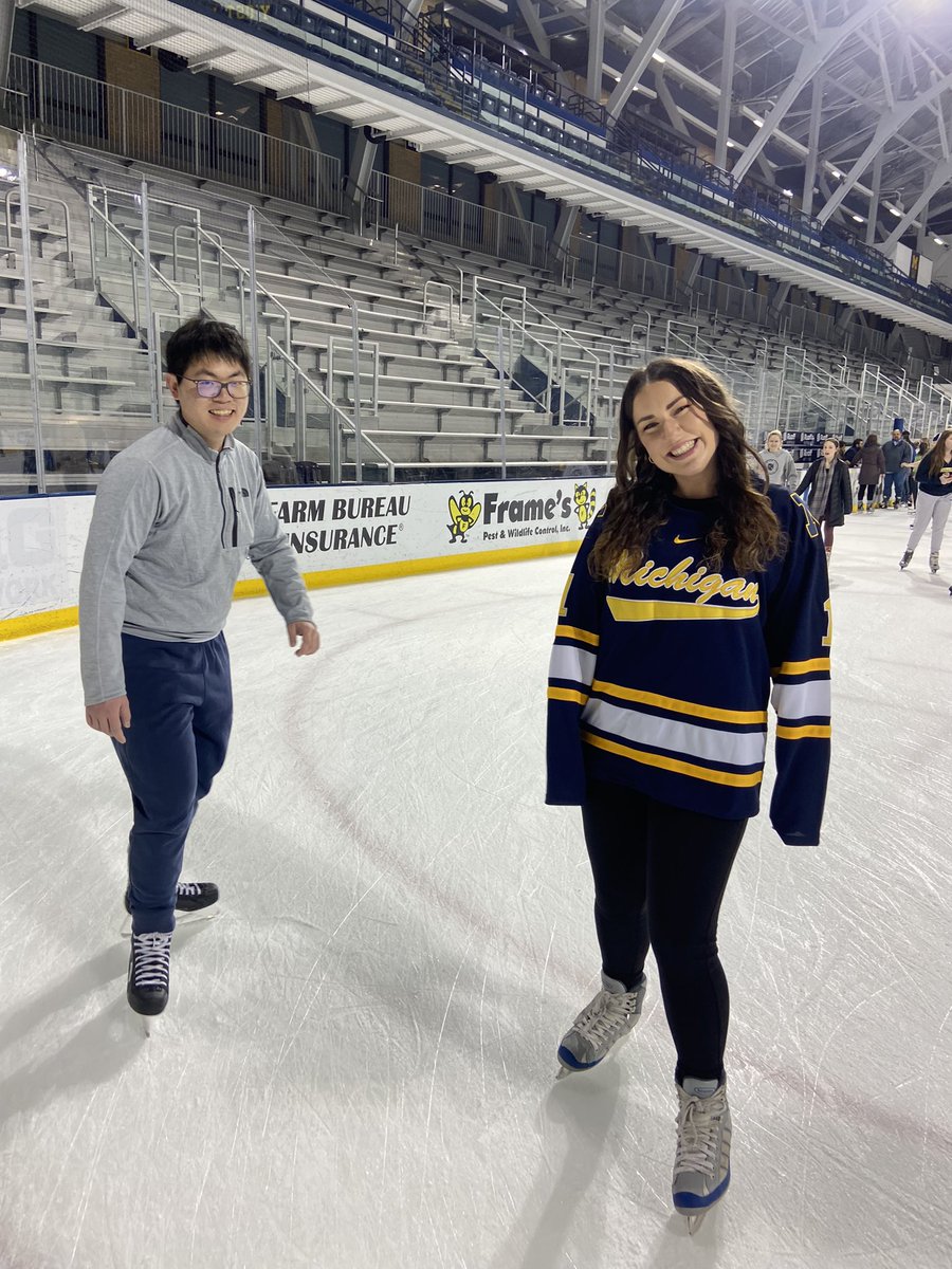 NarayanLab's tweet photo. Coming to broadway soon: Chemistry on ice! ❄️⛸️

@MichiganChem thank you for planning such a fun event! https://t.co/l9XtfgFz74