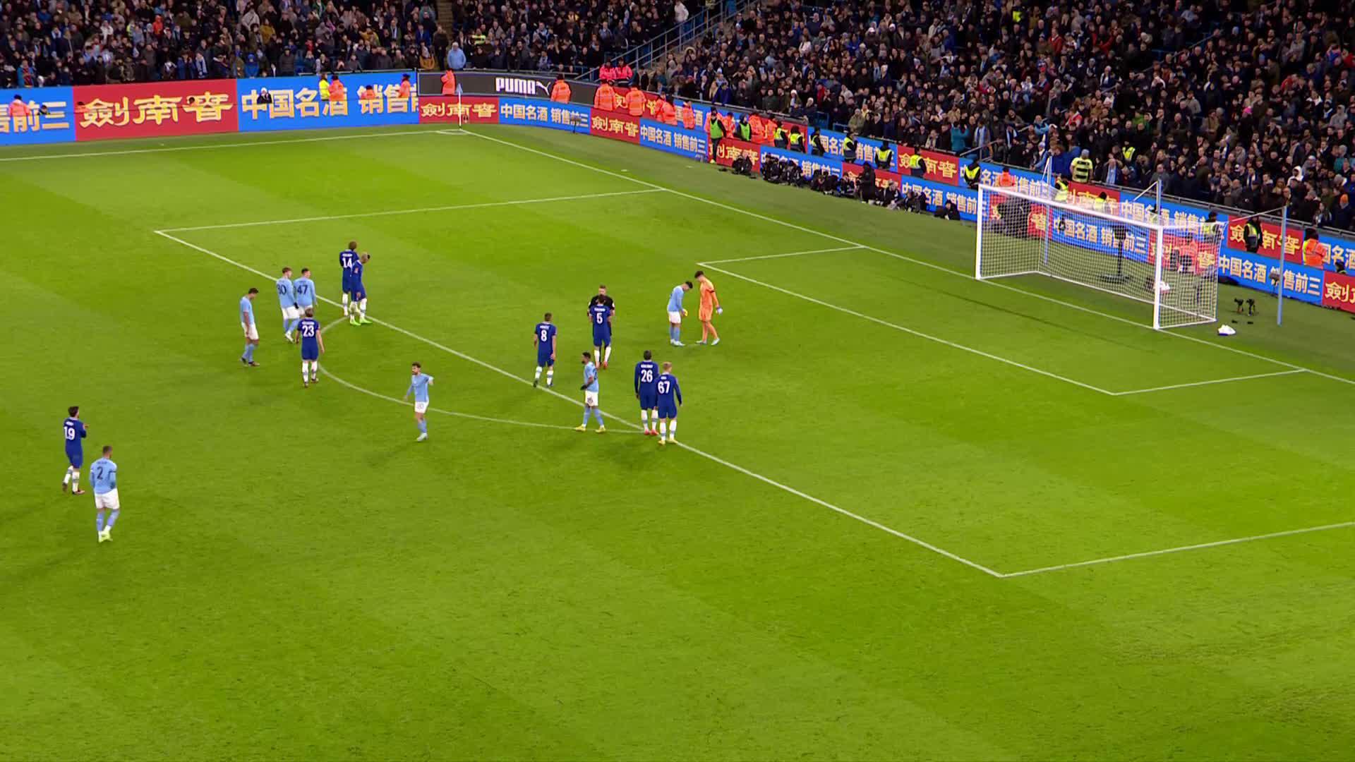 Pressure 𝐩𝐞𝐫𝐬𝐨𝐧𝐢𝐟𝐢𝐞𝐝.

Julián Álvarez, @ManCity's @FIFAWorldCup winner, makes no mistake from the spot 🎯

#EmiratesFACup”