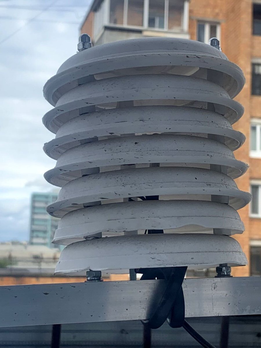 narodmon's tweet photo. Photo from the Project member silinskiyag
More info on https://t.co/HbSThRjsgb
#Красноярск #Krasnoyarsk #esp8266 #nodemcu #ch340 #ds18b20 #narodmon #народныймониторинг #iot #cloud #метеостанция #meteostation #weatherstation #diy #датчик #sensor https://t.co/MpgCLUtXrx