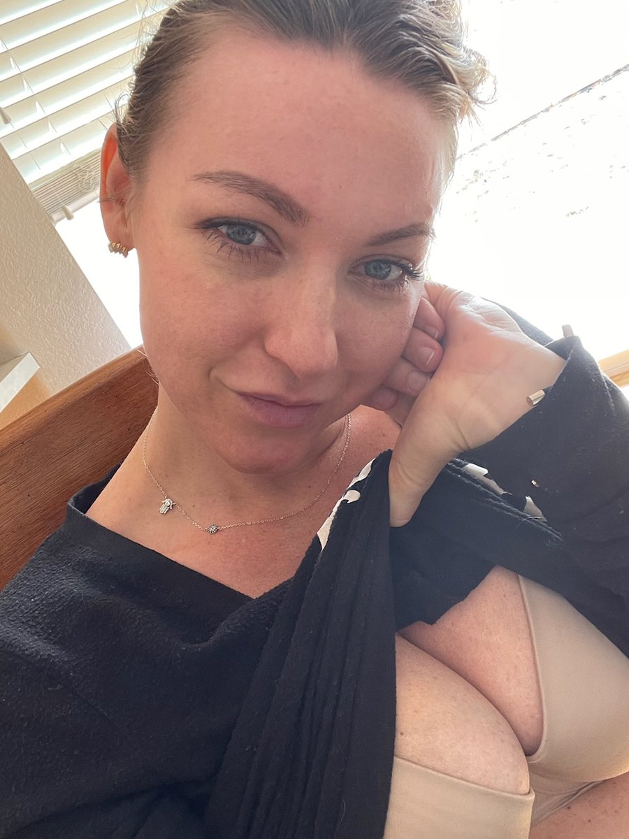 ErinMarie2222 on Twitter: "Happy post Christmas. I hope everyone had a