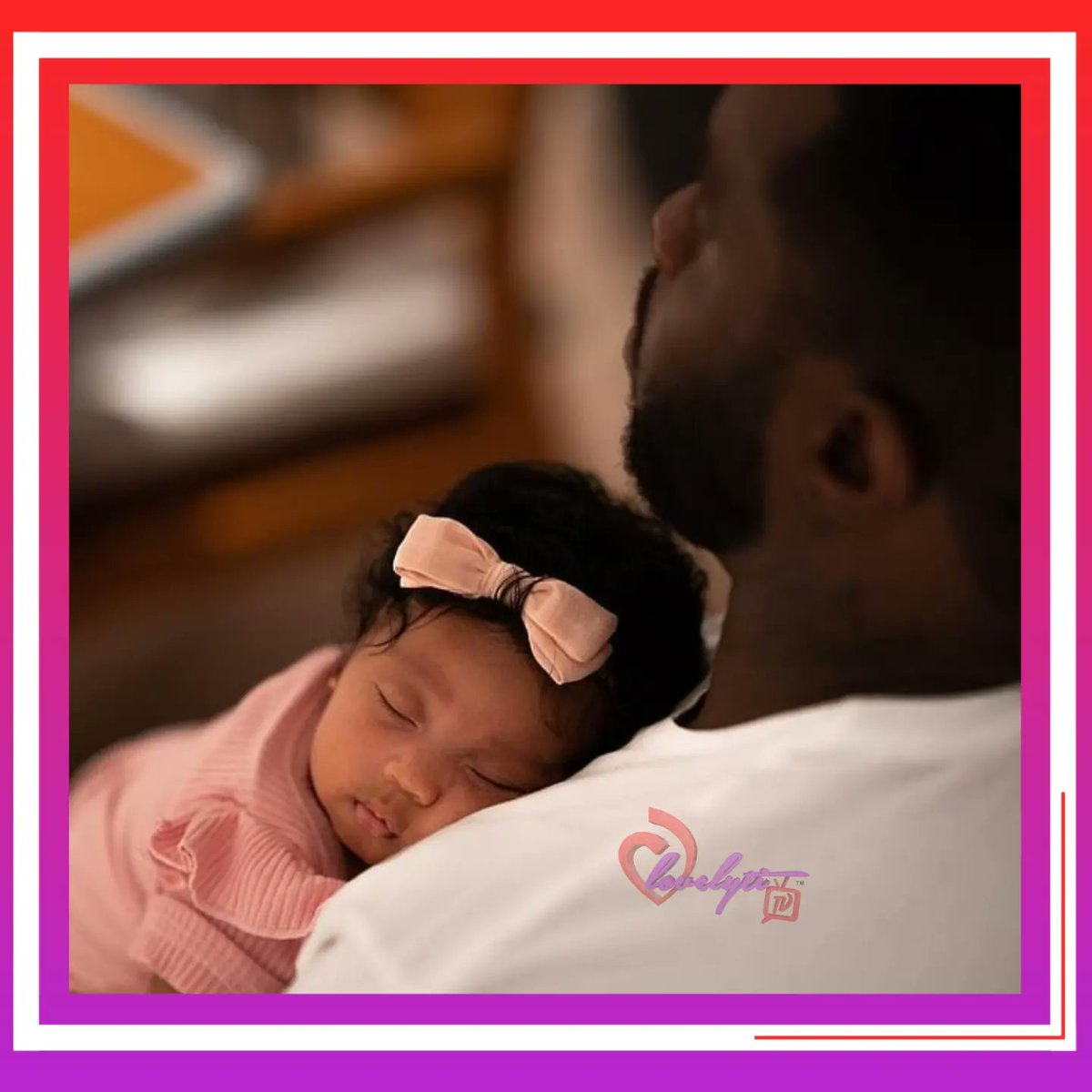 lovelyti's tweet photo. Sean "Diddy" Combs posted the first Instagram snaps of his precious newborn daughter Love Sean Combs on Tuesday. 
 
Thoughts??? 🥹❤️
 
#Diddy #LoveSeanCombs #Lovelytitv https://t.co/4xKACe5WGW