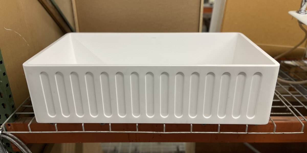 BuildingValue's tweet image. Classic 36” farmhouse sink from Vigo. This sink is made of Matte Stone which is stain/chip resistant. This hand-made sink is stronger than fireclay and ceramic. Reversible design allows either a slotted-front apron (pictured) or flat-front. Dimensions: 36” x 18” x 9.5”