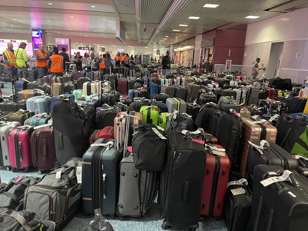 FOX5 Las Vegas on Twitter "TRAVEL NIGHTMARE FOX5 photographer Eric