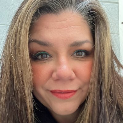 theothrwhitmeat's tweet photo. #NewProfilePic https://t.co/MzFz8p8ap7