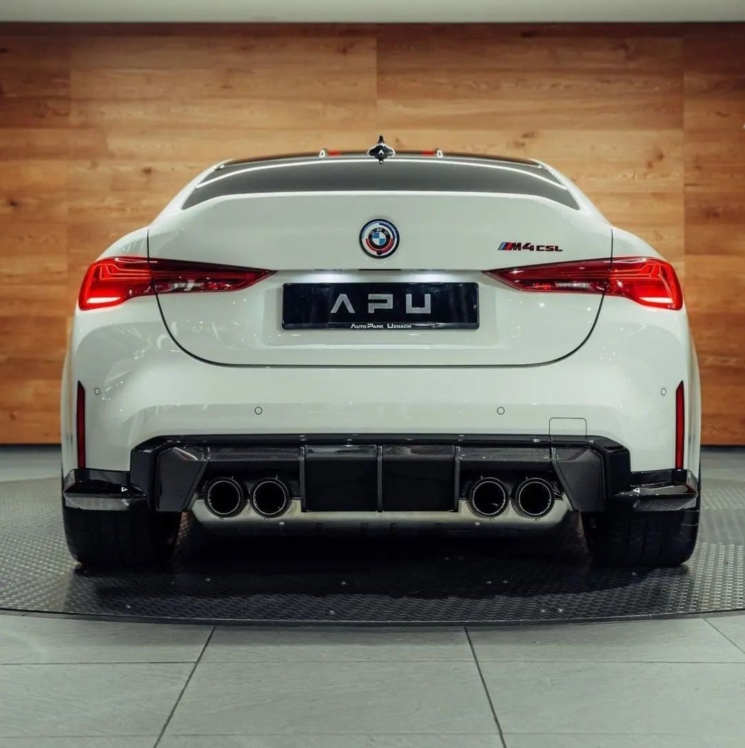 ExoticBMW's tweet photo. BMW M4 CSL ⚪ https://t.co/sjLsnnJRtc