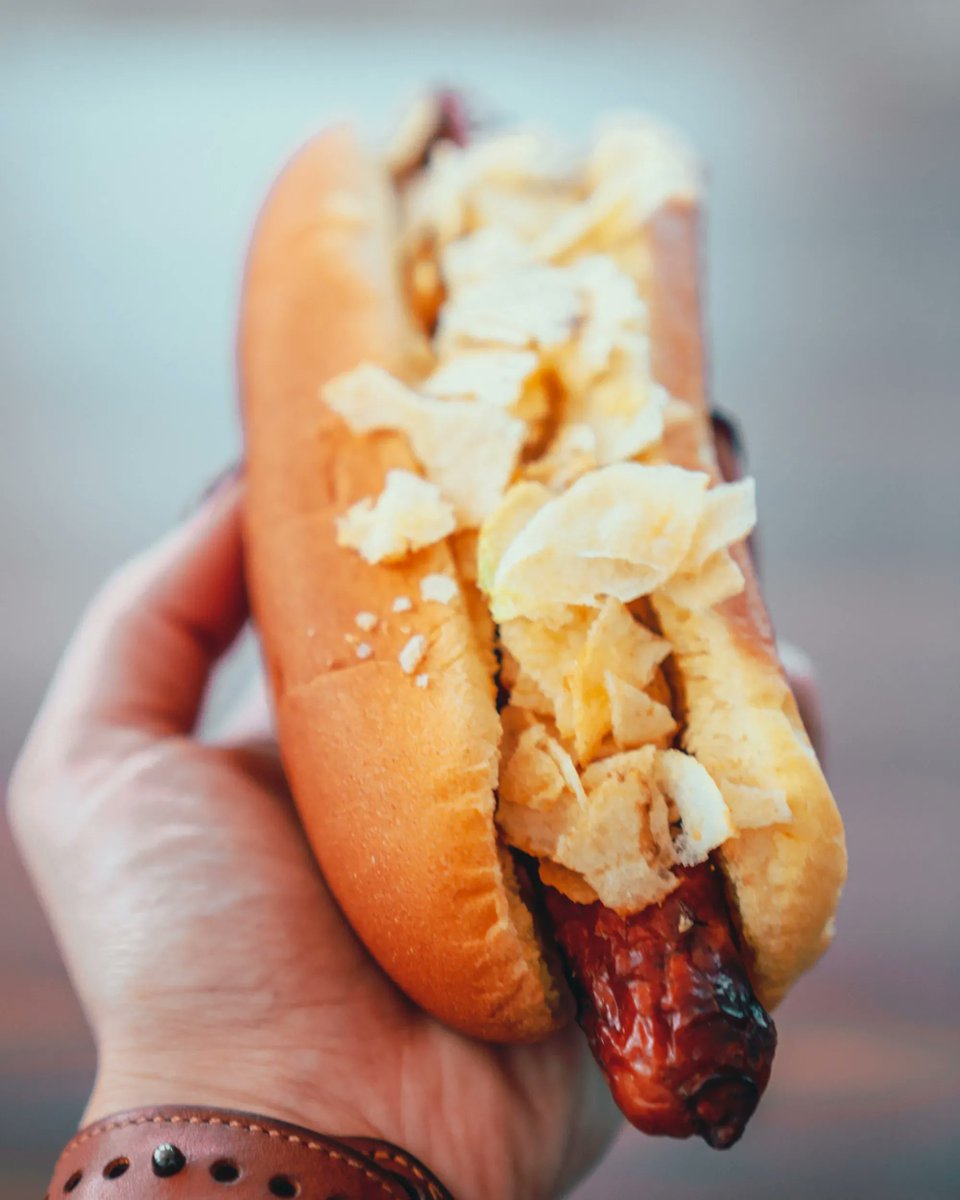 Sahlens's tweet photo. A #hotdog & #chips? How about a hot dog WITH chips?!! Top your #DogsDoneRight to experience the once-in-a-bite-time crunch & SNAP! https://t.co/0542LAIfvl