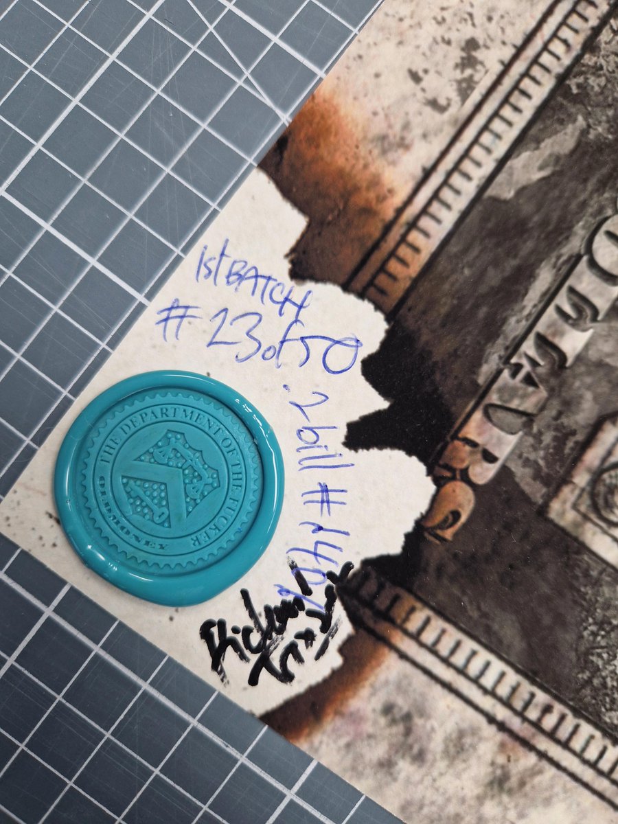 RTrixson's tweet image. signed, stamped and gtg 📦. dem $.2 fine art prints are top fkn notch. do you have yours mfer ?  #oldmoney #point2 #bills