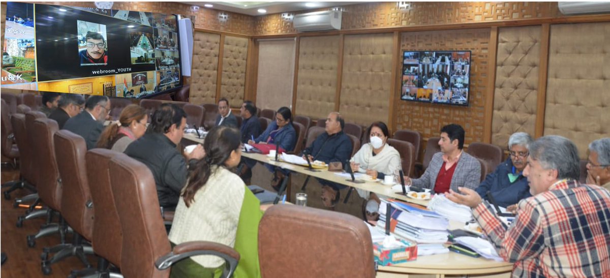 RisingKashmir's tweet photo. Skilling of youth key to deal with unemployment: #DrMehta
https://t.co/KhJbXwYljT https://t.co/gGBmzs23z6