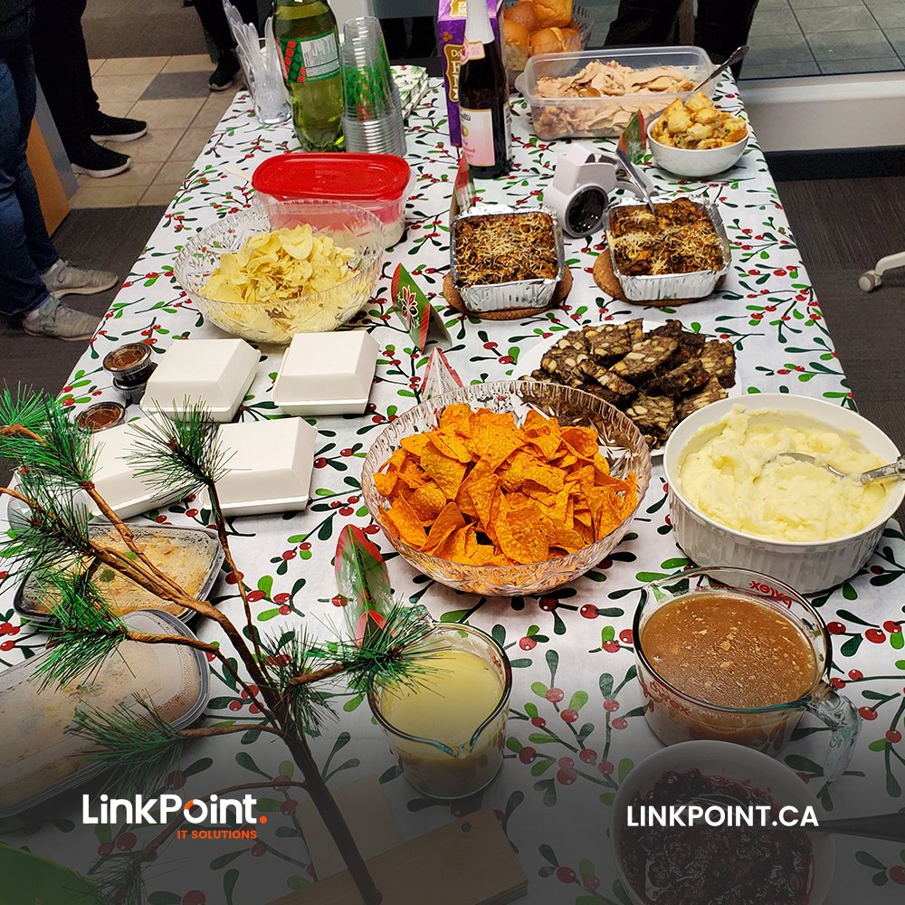 LinkPointIT's tweet photo. 🎄 It's been quite the festive season here at LinkPoint IT Solutions Ltd, and we couldn't be more excited!

🎉  We took the opportunity to have a turkey potluck with all the fixings.

#vancouvertech #christmaspotluck #techpotluck #vancouverchristmas #vancouvertechchristmas https://t.co/5sPsbgktBX